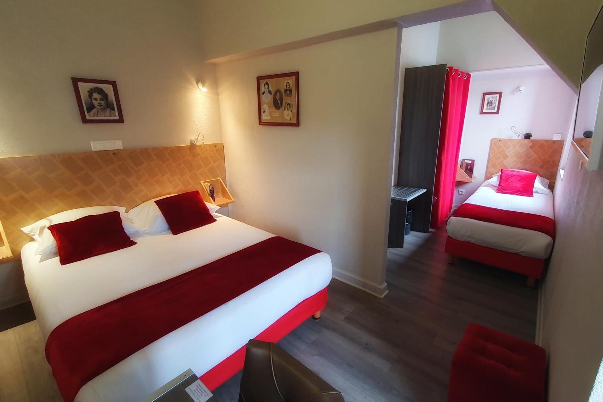 Hotel Mille Et Une Feuilles La Charité-sur-Loire Kültér fotó