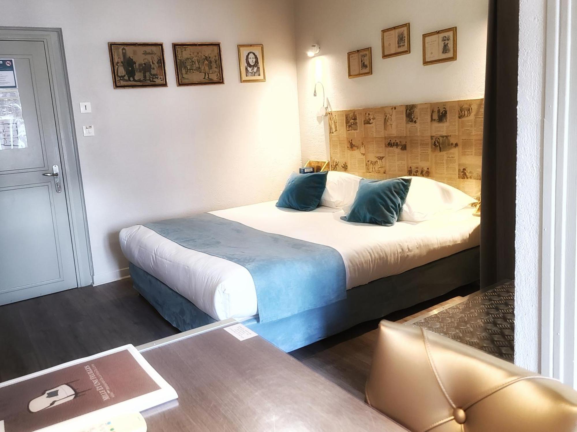 Hotel Mille Et Une Feuilles La Charité-sur-Loire Kültér fotó