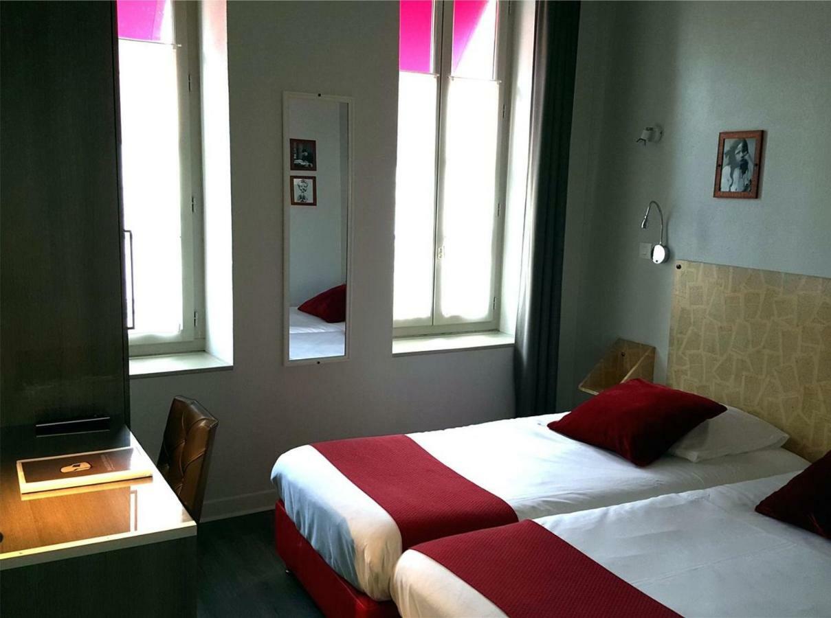 Hotel Mille Et Une Feuilles La Charité-sur-Loire Kültér fotó